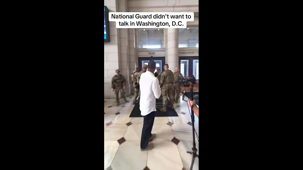 Watch as disgraced exCNN host DonLemon tries to get National Guard troops at the Capitol to badmouth