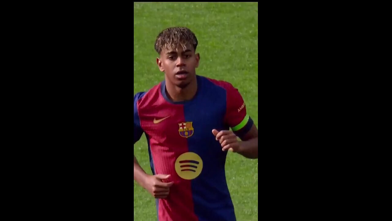 17 Year old yamal dribbling 😍