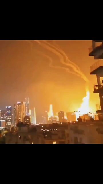 Someone made a song called “Boom Boom, Tel Aviv”.