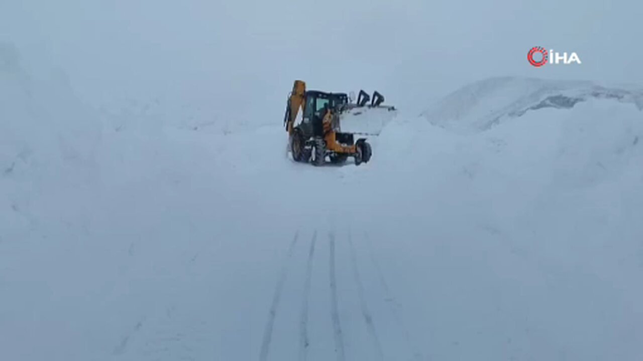 Taşyolu’nda çığ düştü, güzergâh ulaşıma kapatıldı