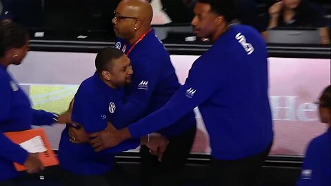 👀 TECH, Coach FURIOUS Angel Reese doesn't get foul call | Chicago Sky WNBA women's basketball