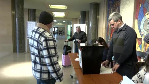 Socialist, far-right leader head for Portugal's presidential runoff