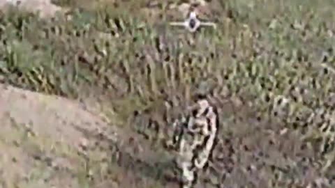 🎯🛸 Ukraine Russia War | Ukrainian FPV Drone Hits Russian Soldier | RCF