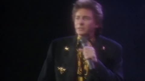 Daybreak - Barry Manilow (live)