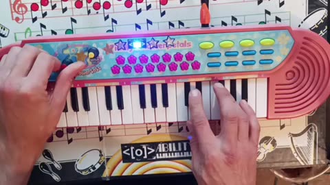 Circuit Bent Toy Keyboard by Psychiceyeclix #circuitbending #beats #glitchbeat #noise #glitch