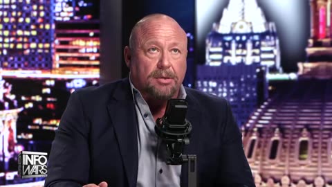 Alex Jones Grades President Trump's Performance Over The Past Year: Why Alex Won't Give Up On Trump