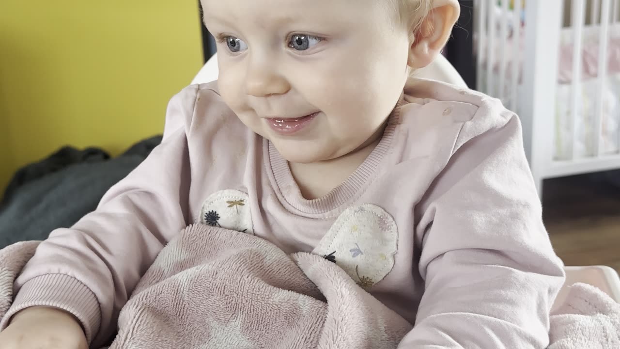 peek-a-boo with Mommy — Baby Kayla’s Adorable Reaction