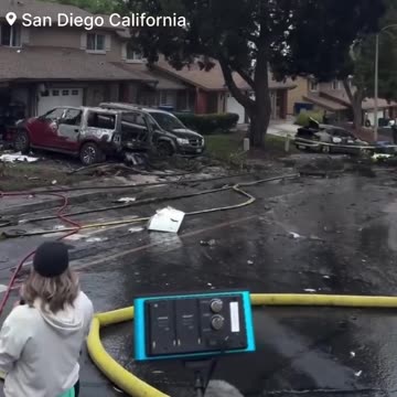 Multiple people are dead onboard a business jet that crashed into military family neighborhood in San Diego 🙏 5.22.25