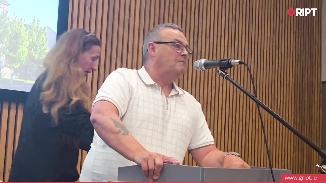 Sinn Fein Cllr calling his constituents “far right fascist” to them be booed off stage