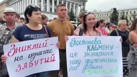 ✊🇺🇦 Ukraine Russia War | Over 1,000 Rally in Kyiv Demanding Answers for Missing Soldiers | RCF