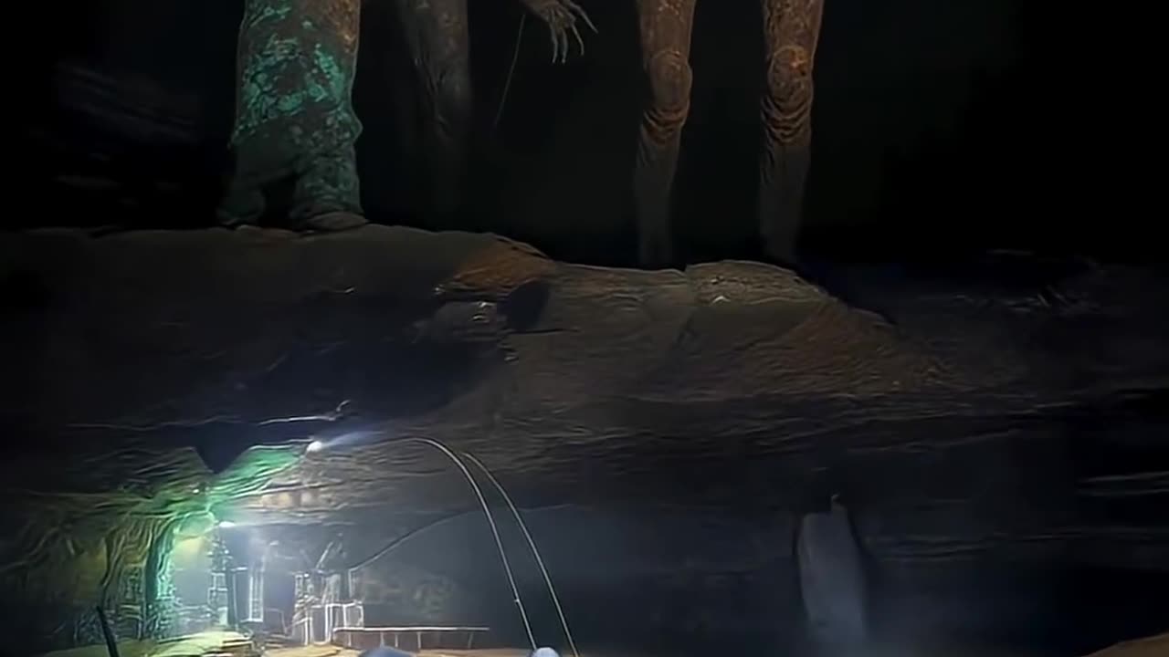 DISCOVERY OFUNDERGROUND ANUNAKI RUINS-SPOOKY