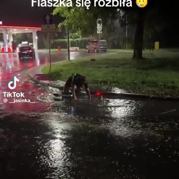 Hulajnogi elektryczne to jedno wielkie nieporozumienie i nieszczęście.