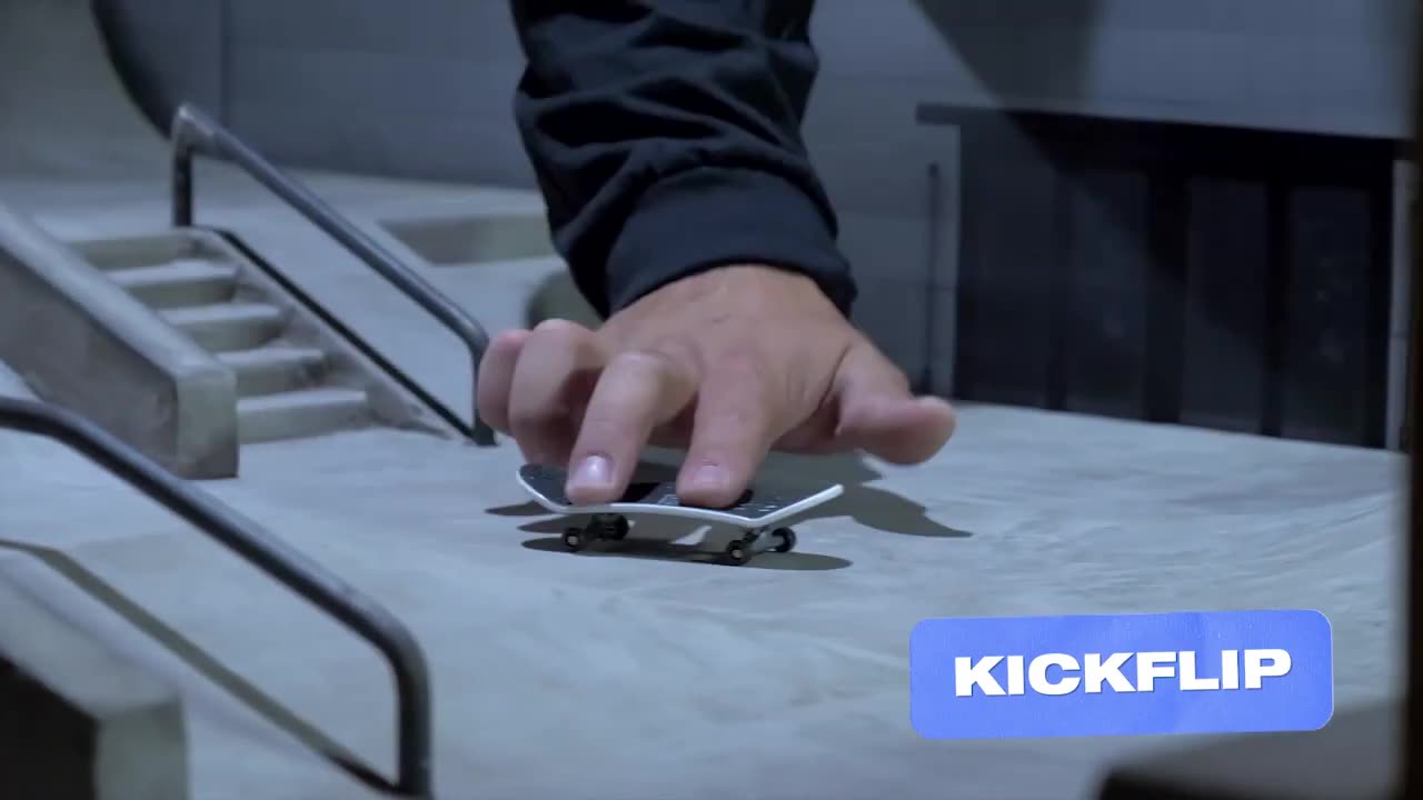 How to Kickflip a Fingerboard