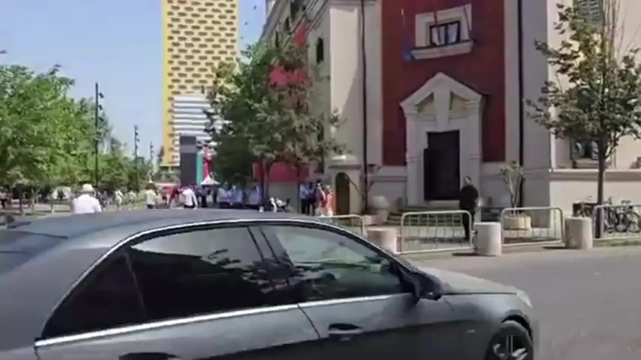 Hakerat iranianë sulmojnë webin e Bashkisë së Tiranës