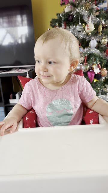 Family Sings Happy Birthday 🎶🎂 (Kayla Turns 1!)