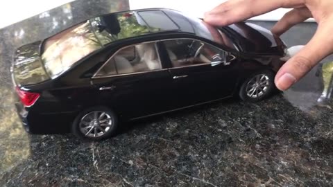 Diecast Unboxing-2012 Toyota Camry 118 paudi models_part1