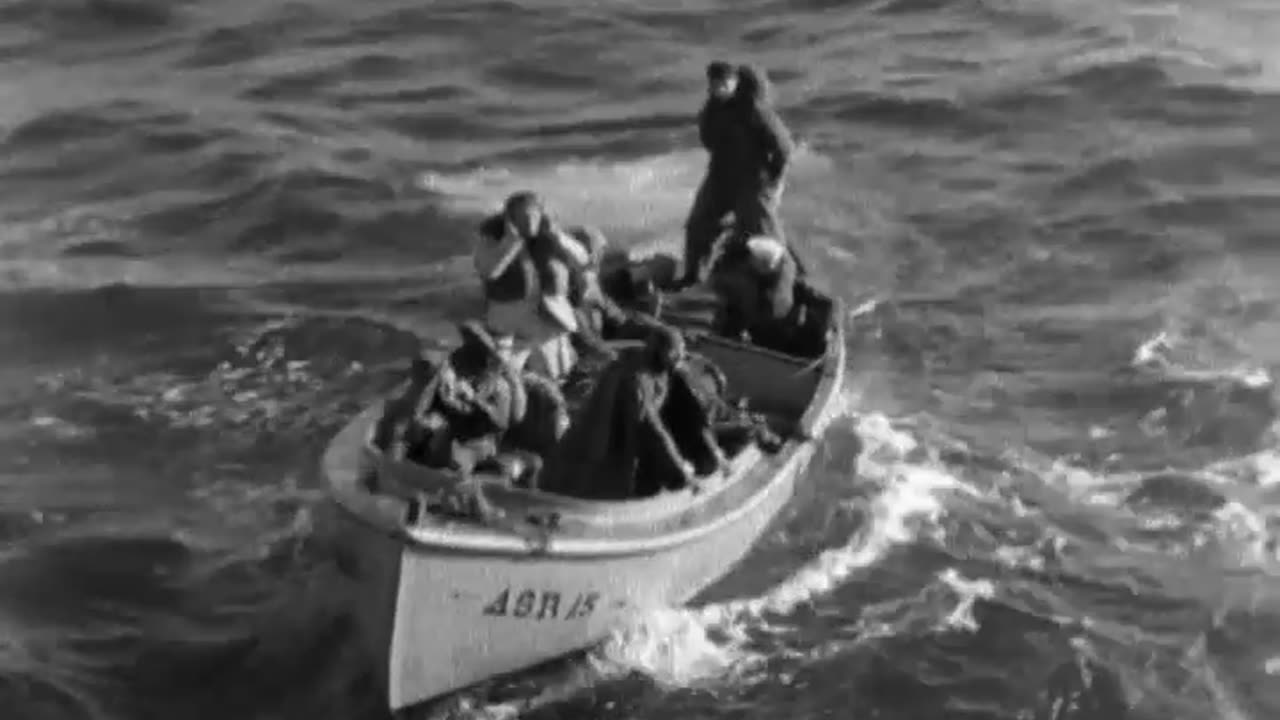 BOMBARDMENT OF GUAM, PLANES DIVE BO... - BOMBARDMENT OF GUAM, PLANES DIVE BOMB BEACH - 428-npc-30906