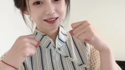 Gorgeous Off-white Short Skirt Exuberant Outfit Change | Daily Beauty EP 1498