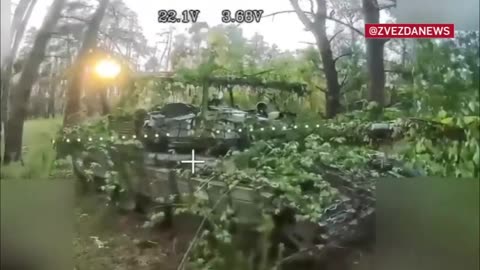 🇺🇦Leopard and T-72 tanks destroyed by drone strikes on the Kupyansk Direction
