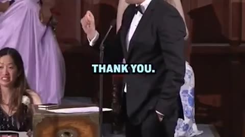 Charlie Kirk fact checks circles around Oxford college students. Mic Drop!