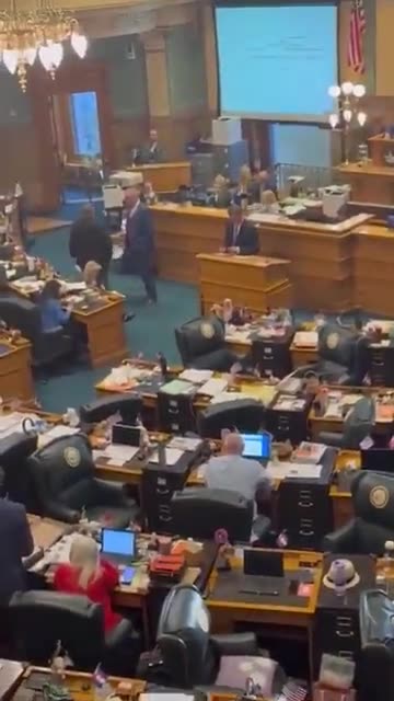 Colorado State Rep Amy Paschal (D) was spotted playing a colorbook game