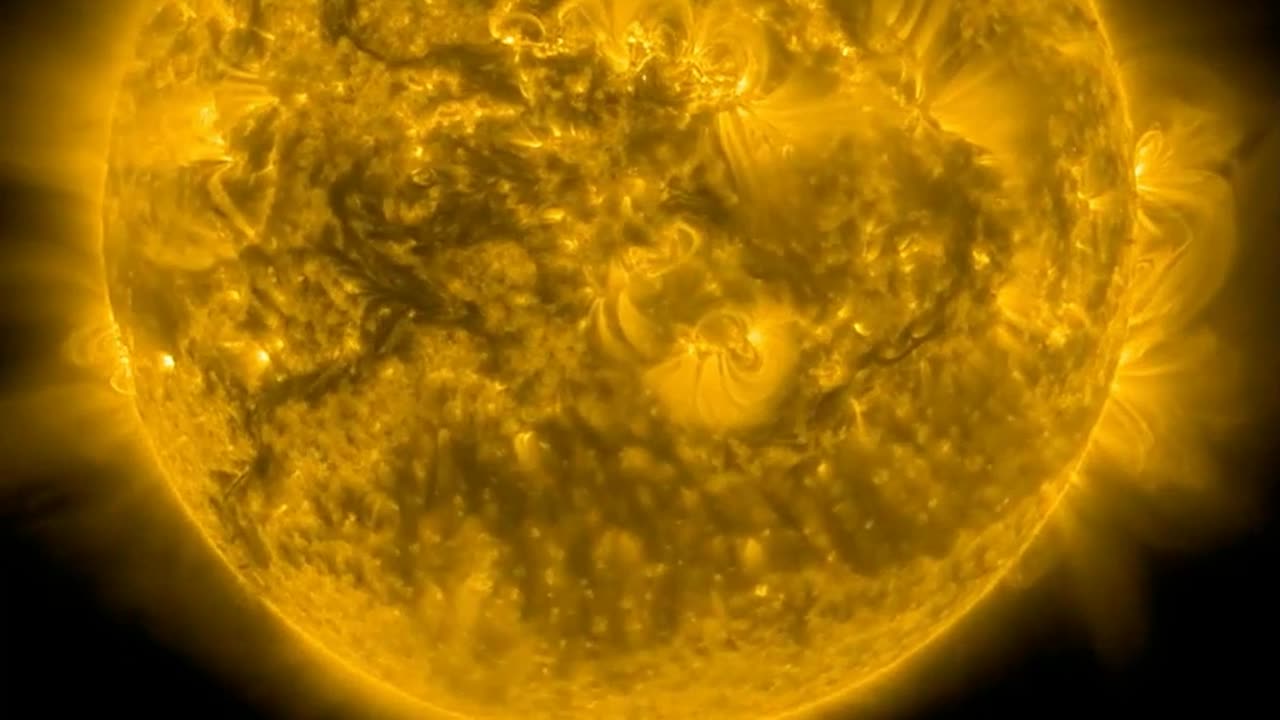 SLUNEČNÍ ERUPCE TŘÍDY X1,2 - 17.6.2025