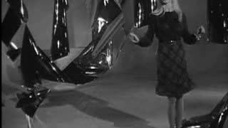 Brigitte Bardot - L'appareil à Sous