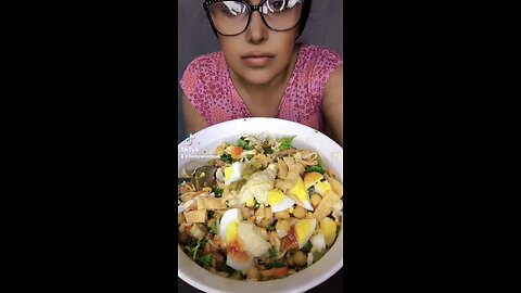 Let’s eat full loaded salad