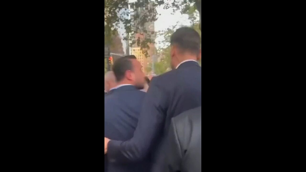 🇺🇸🇹🇷Erdoğan detained in New York: police cleared the way for Trump's motorcade