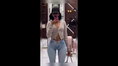 SHE MUST SHOP AT THE GAP ?