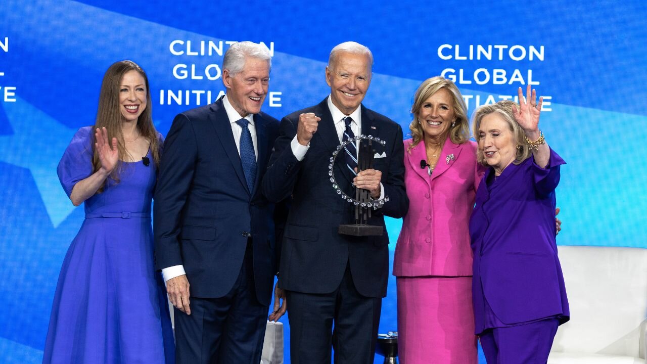 Clinton Is Running - Announcement Rocks Political World