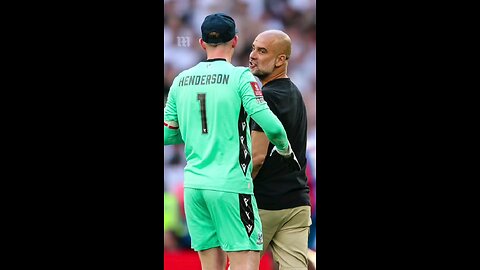 A lip-reader has REVEALED what Pep Guardiola said to Dean Henderson in their confrontation... 🗣️👀