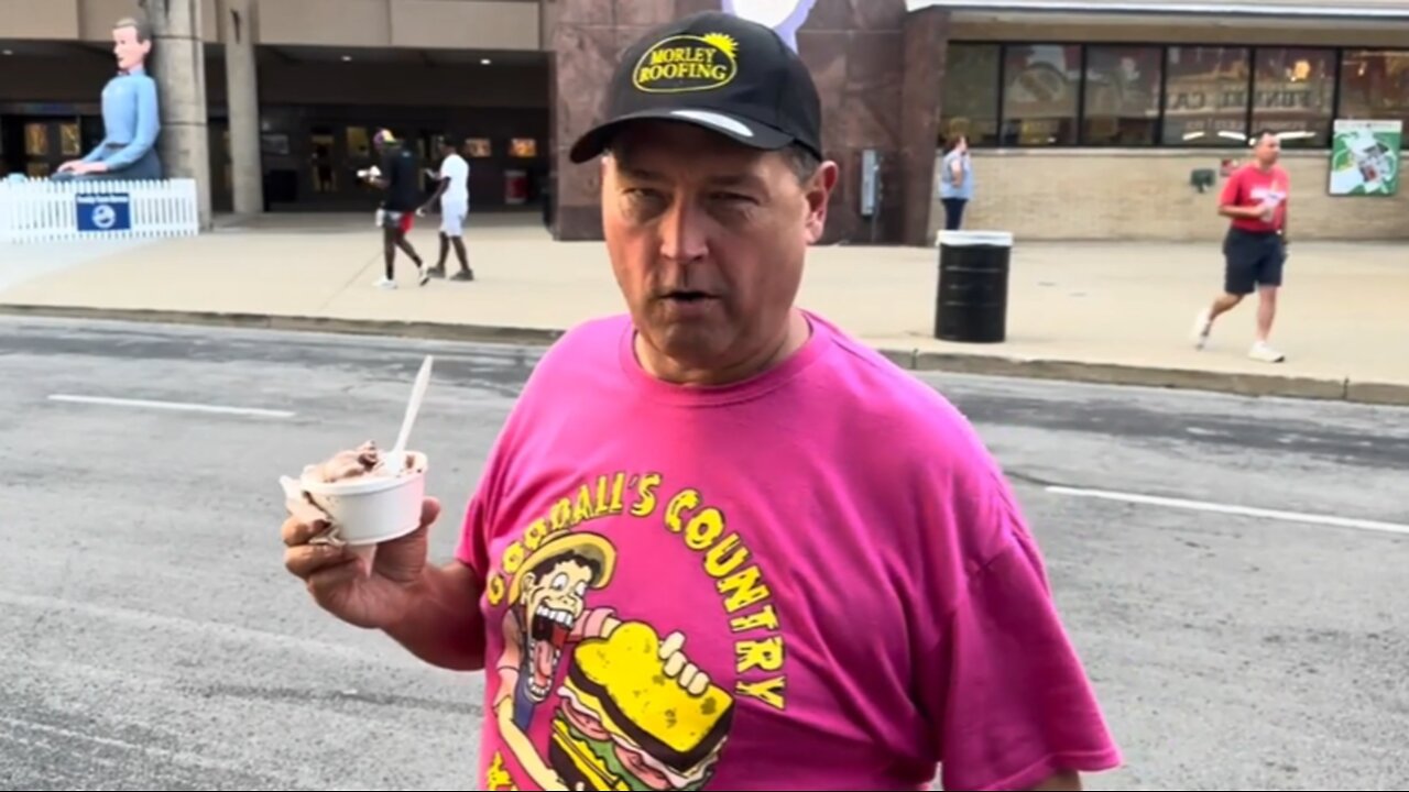 State Fair Food Reviewer Crashes Out - Goodall's Country Kitchen