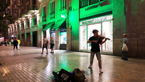 Emotional Violin & Voice Performance on the Street