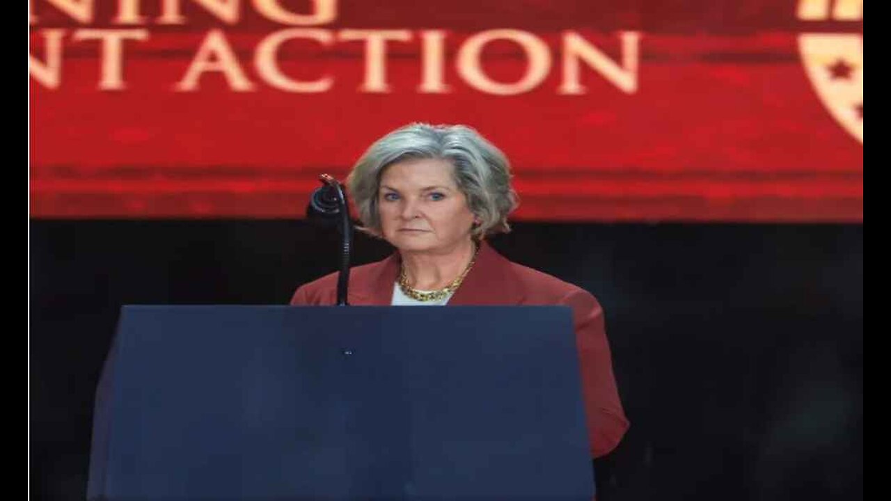 Emotional Wiles Honors Charlie Kirk at Arizona Memorial