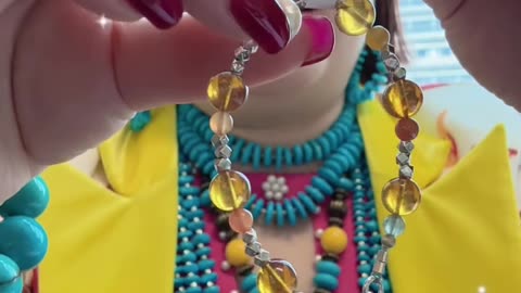 250610-13 Amber and Pearl Bracelet: Elegant Symbol in Vintage Movies
