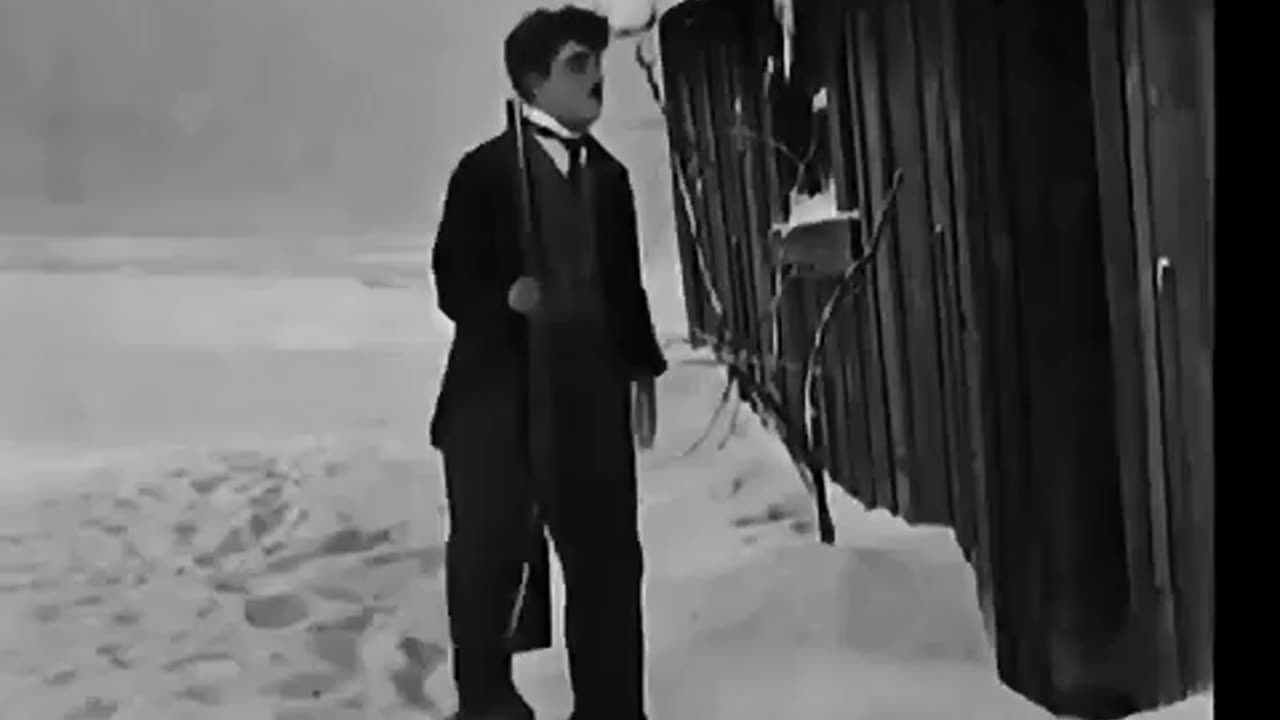 The Gold Rush - 1925 - Charlie Chaplin🤣😂💯