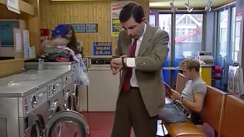 Bean ARMY | Funny Clips | Mr Bean Comedy