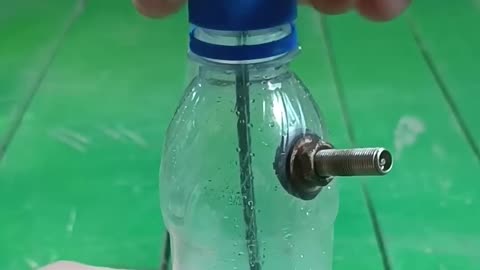 Car window cleaning spray
