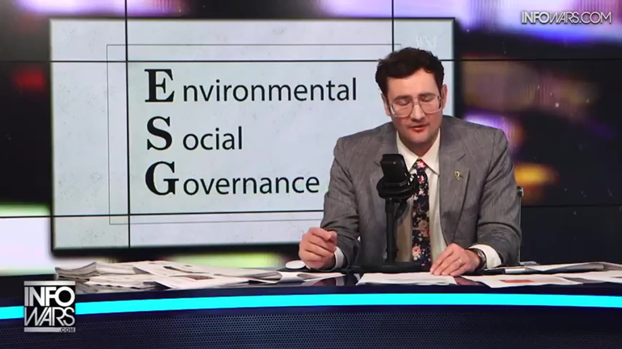 INFOWARS WAR ROOM [FULL] Tuesday 12 16 25 • Biden Went Ahead With Raid On Mar-A-Lago Despite FBI No Findings