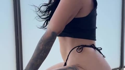 💯🔥 Booty Swinging 🍑