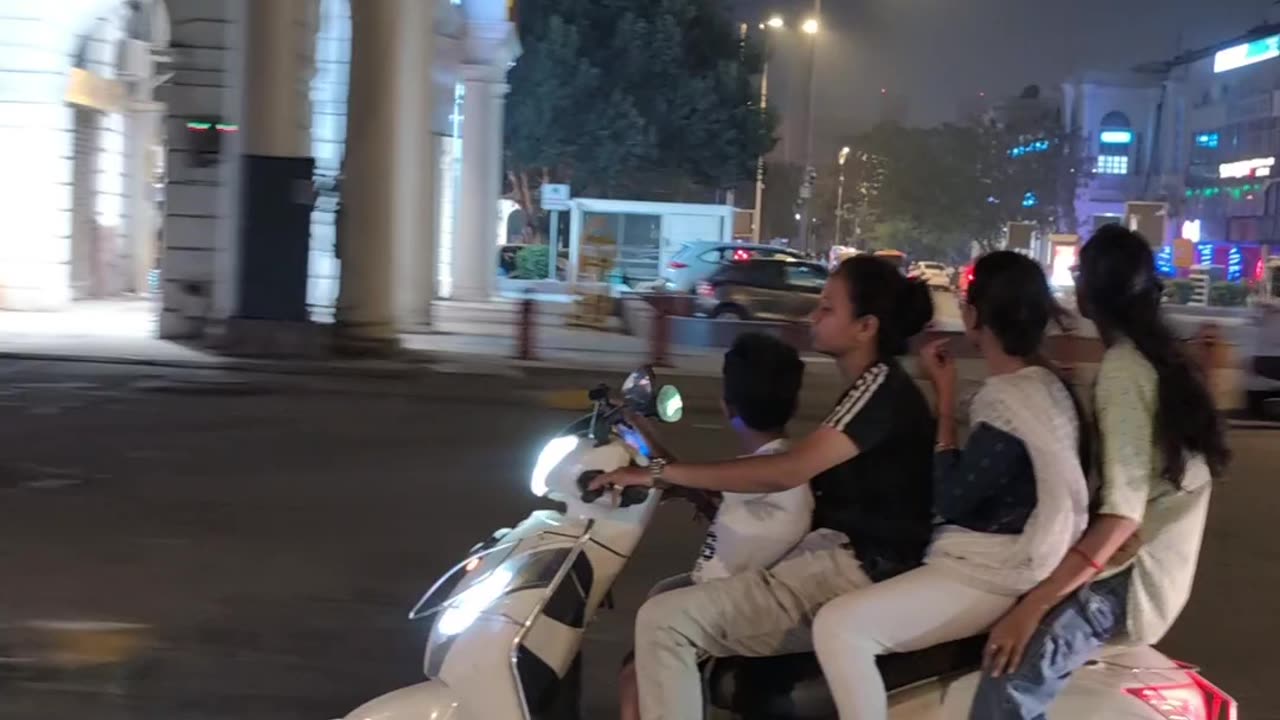 Arriving back to Delhi