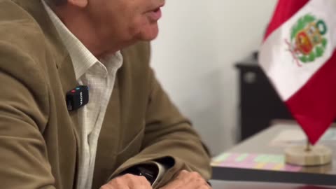 Roberto Chiabra 'Los niños necesitan el Arma de la educación para defenderse