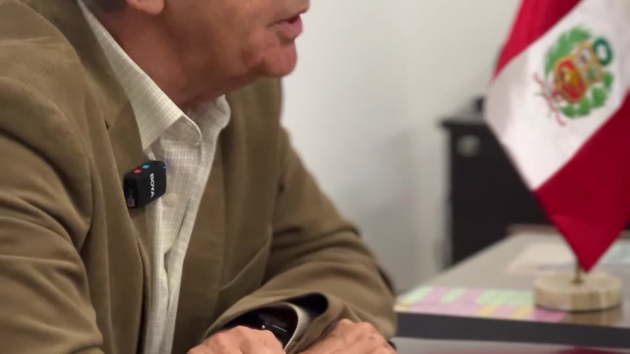Roberto Chiabra 'Los niños necesitan el Arma de la educación para defenderse