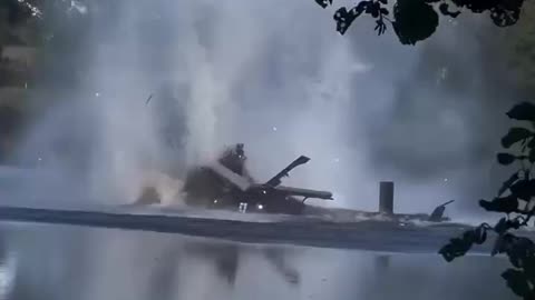Morane 29 helicopter,involved in fighting forest fires,crashed in France on August 24,2025