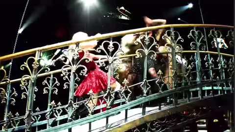 Taylor Swift - speak now world tour