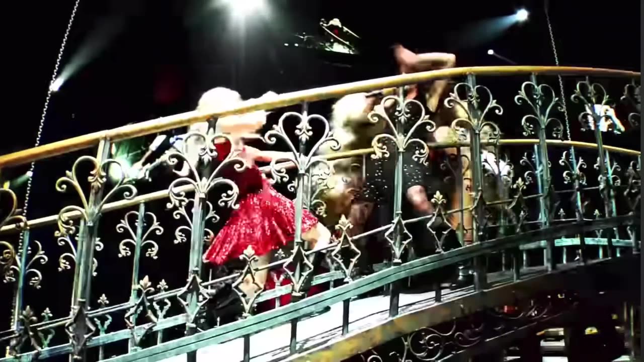 Taylor Swift - speak now world tour