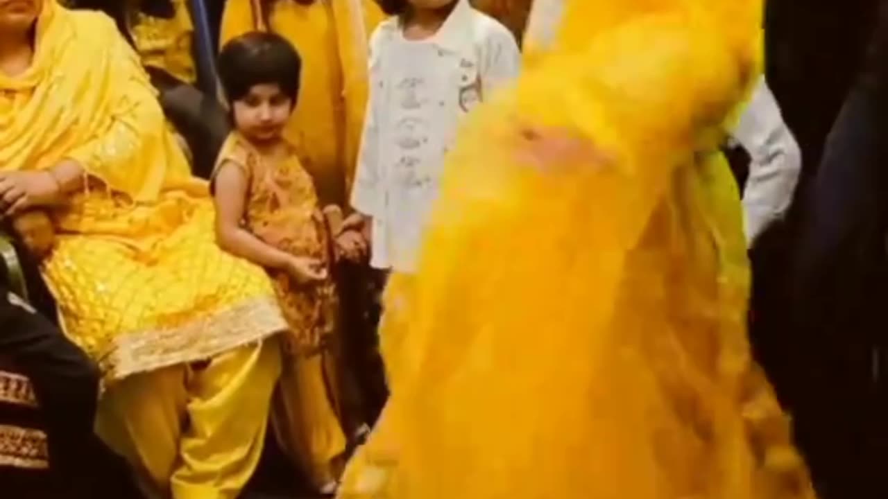 Wedding Dance Party By Young Girl's