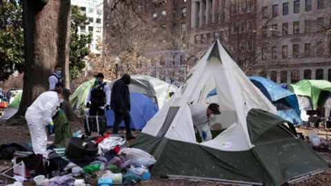Trump demands homeless people 'immediately' move out of Washington DC