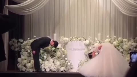 The deepest the bow, the higher the respect shown